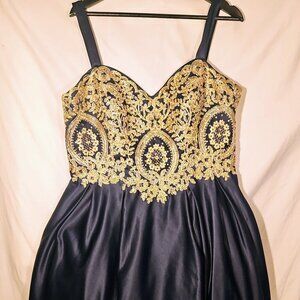 Navy Blue Ball Gown Prom Dress with Gold Detailing - Size 20
